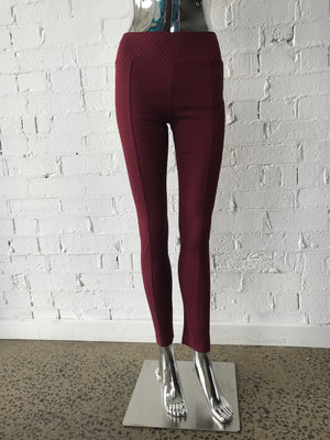 Women's Slimfit Pants • Maroon Pattern